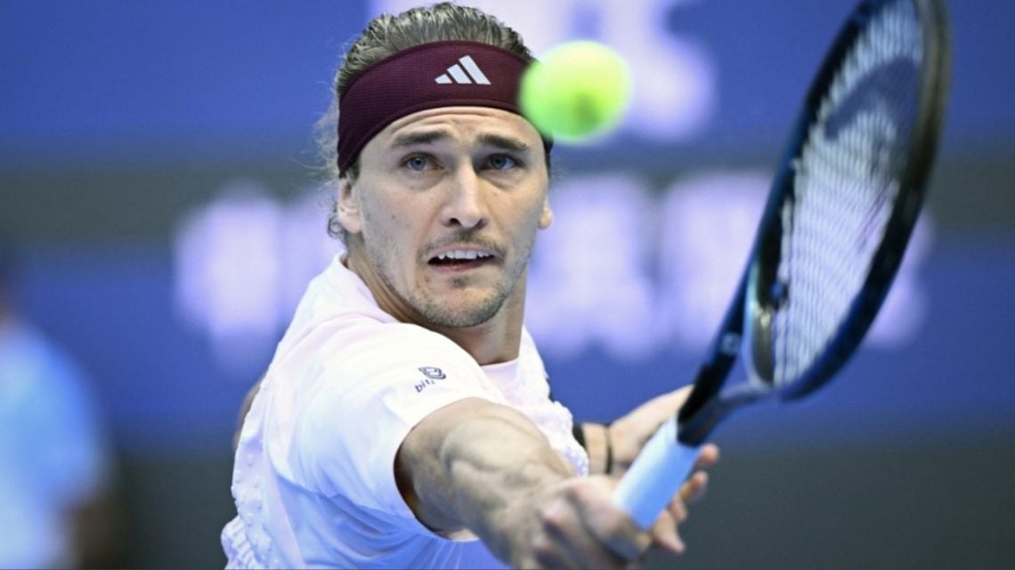 Zverev arrancó con todo en Shanghái y se plantó: los Grand Slams se ganan a cinco sets o no se ganan