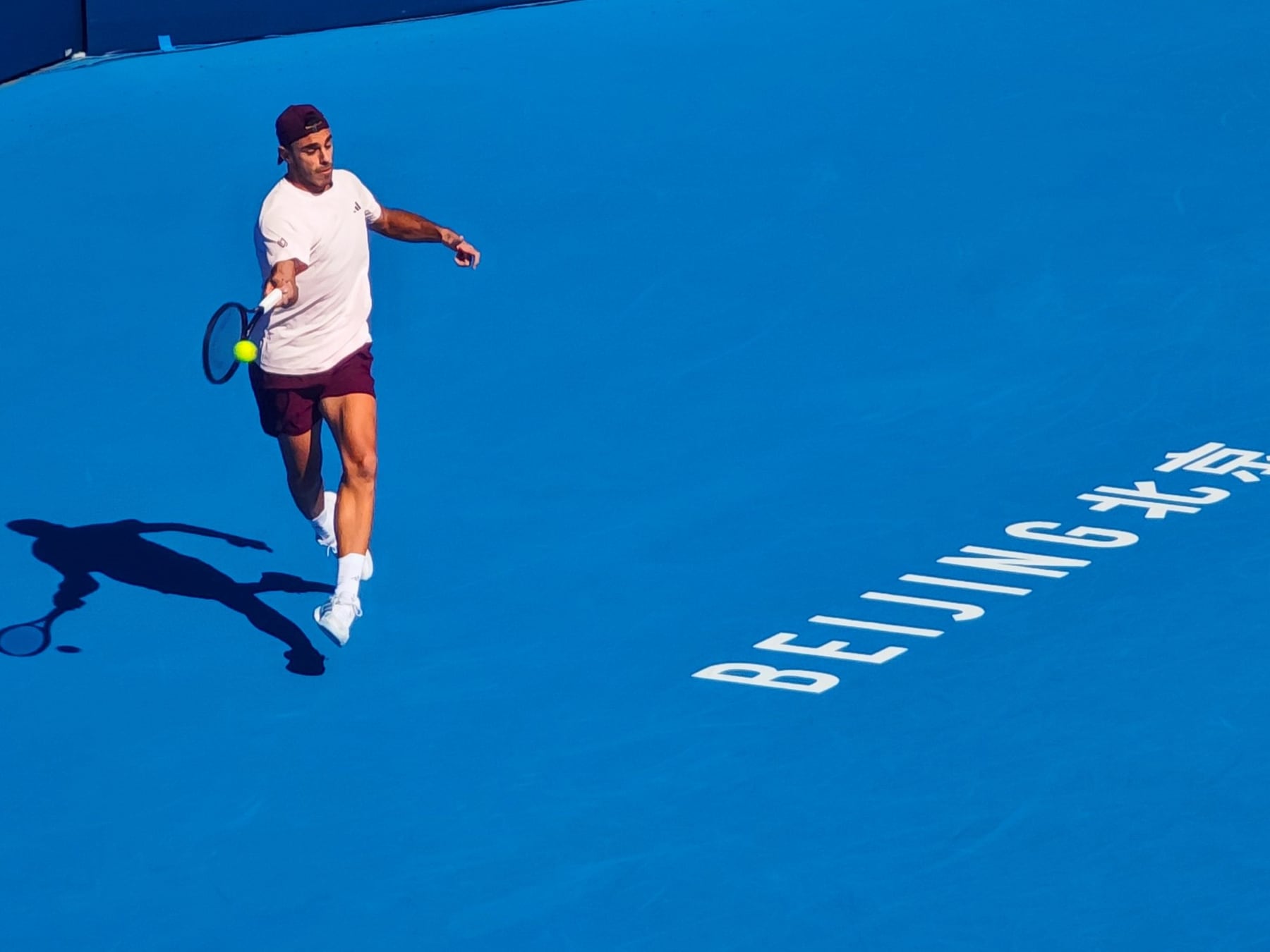 Fran Cerúndolo sacó a relucir su mejor versión y sigue firme en el ATP 500 de Pekín