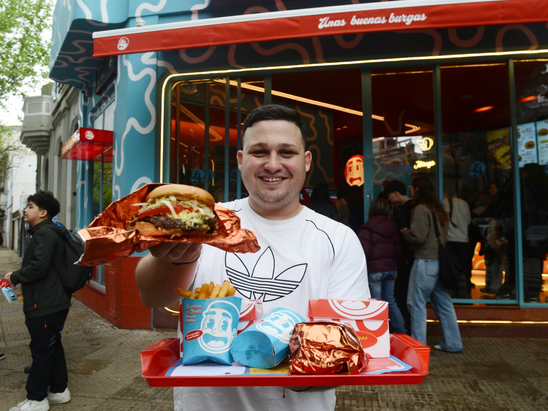 El Gordis materializa su primera hamburguesería propia en Palermo con una carta que va de la simple a la bacon