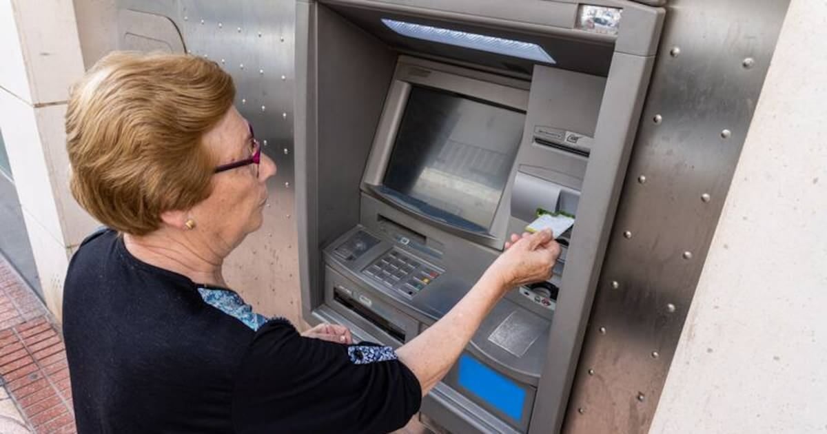 Jubilaciones de octubre: la mínima totalizará $505.748,51 con bono, tras un ajuste del 1,66%