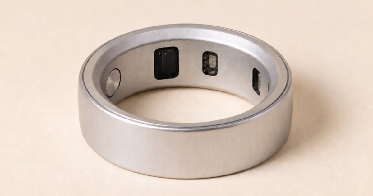 Un anillo de 99 dólares promete reemplazarte el teléfono con un botón y cinco asistentes de IA