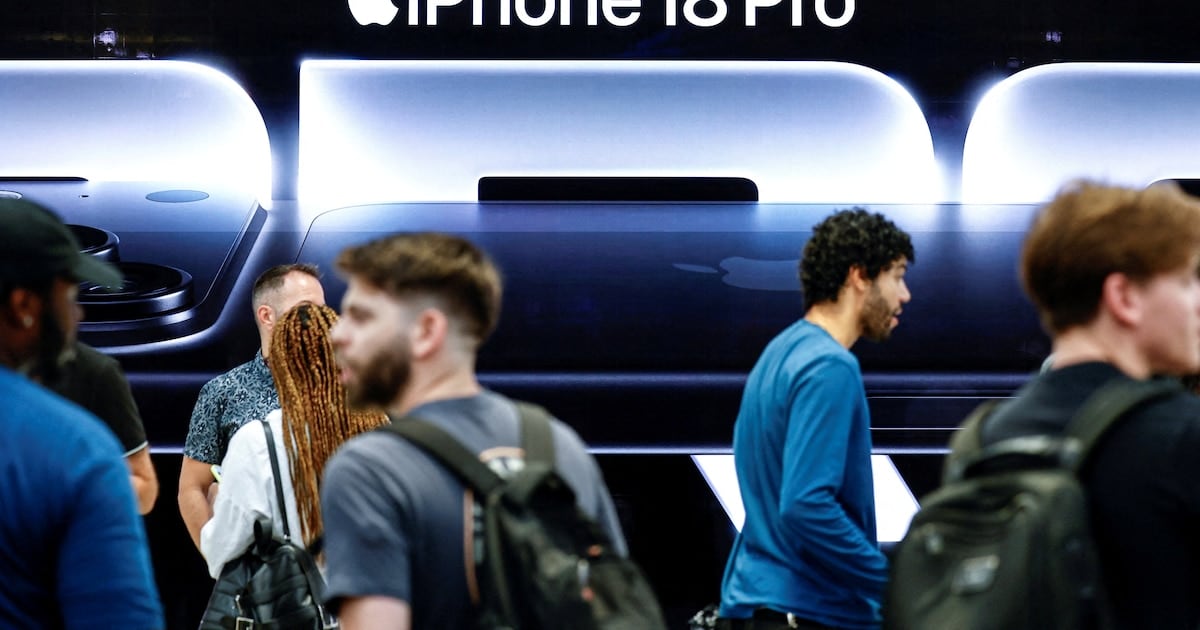 El teléfono soñado que terminó costando una fortuna: la IA le pasó la factura al iPhone 18 Pro