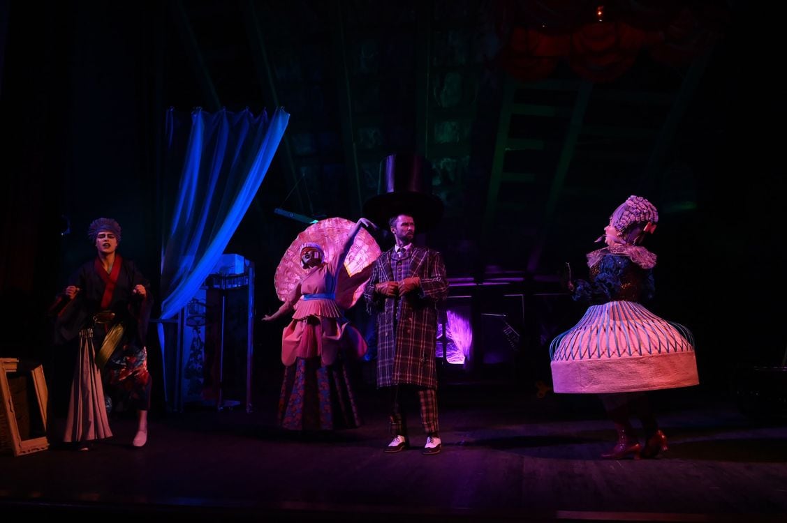 Diego Peretti y un octubre de doble pantalla: la trastienda de dos estrenos que lo sacan del teatro y lo ponen frente a Darín