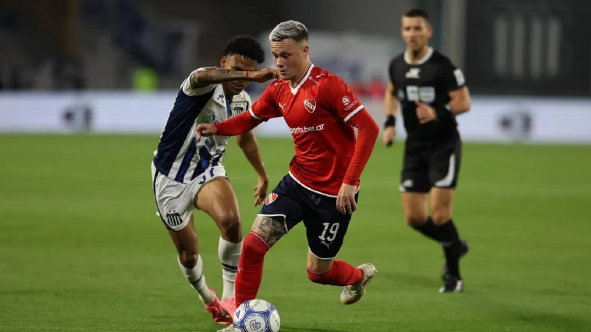 Empate con sabor a poco en el Kempes: al Rojo le anularon el gol del triunfo en el final