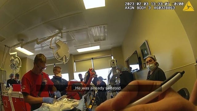 La canción de la familia: un estudio suizo confirma que poner la música favorita del paciente calma el pinchazo de la vía intravenosa