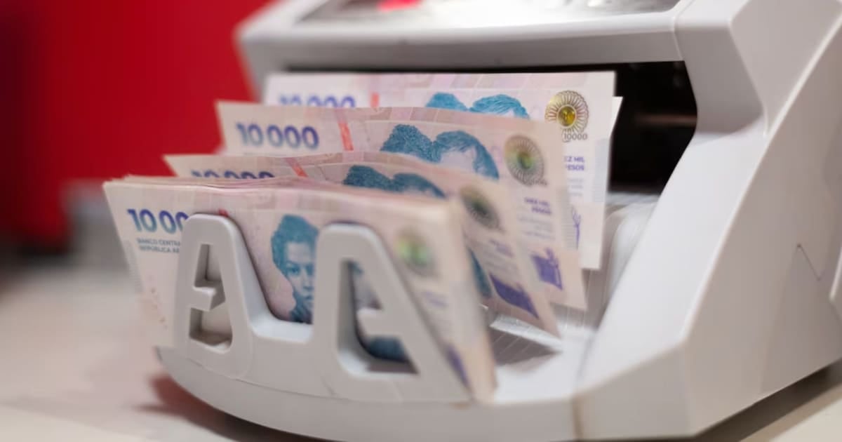 Cualquier persona puede exigir el canje de billetes deteriorados en ventanilla, según el Banco Central