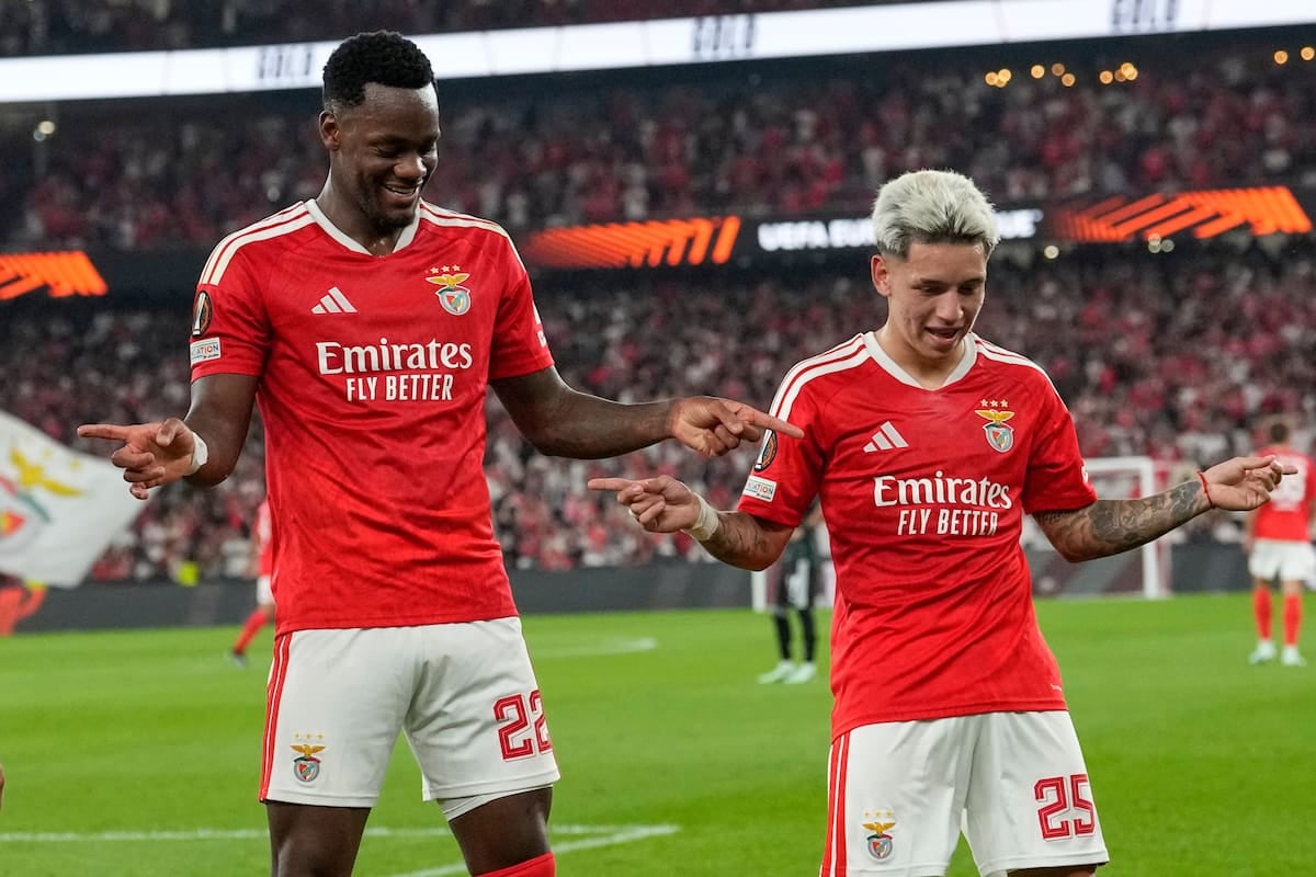 Prestianni se disfrazó de crack y los argentinos coparon la noche europea