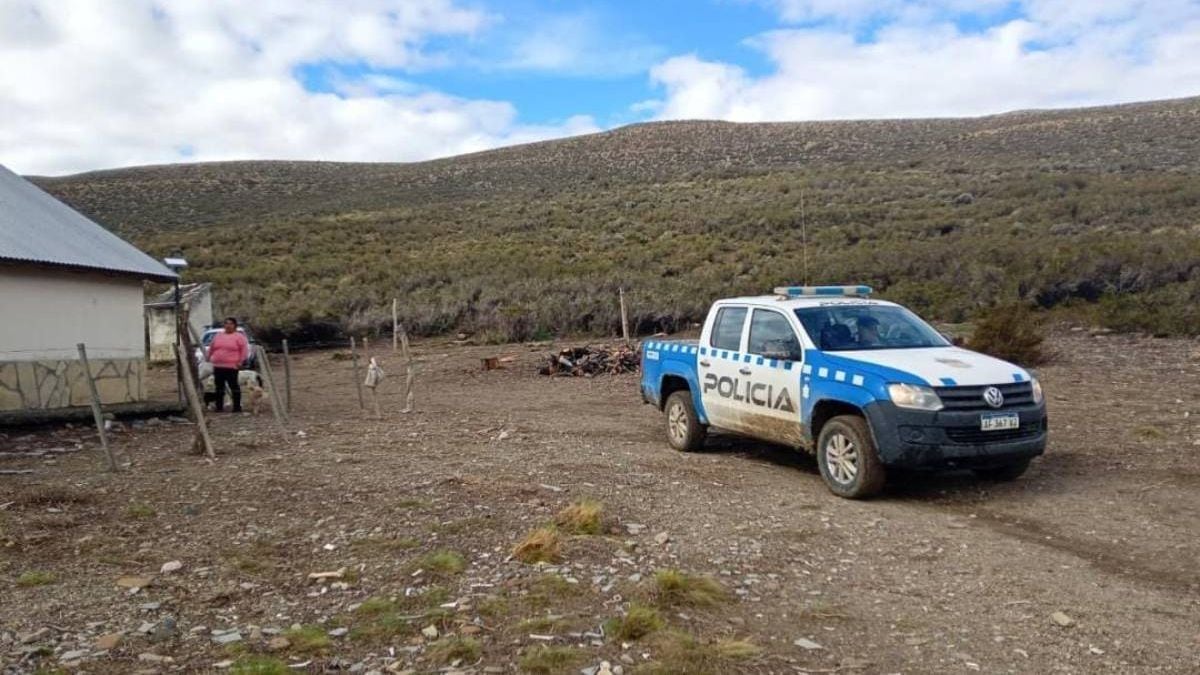 Una semana sin poder salir de la meseta: la odisea de una madre y sus tres hijos aislados por el barro en Catán Lil