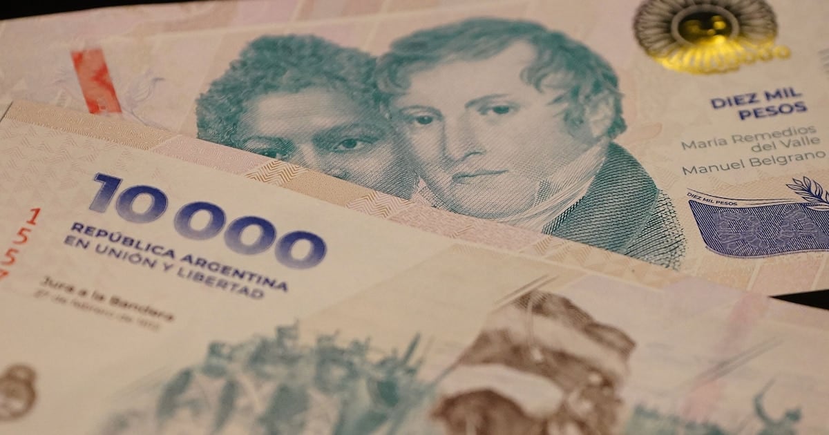 Bancarios: el sueldo inicial vuelve a empatarle a la inflación y deja al recién llegado en 2,6 millones brutos