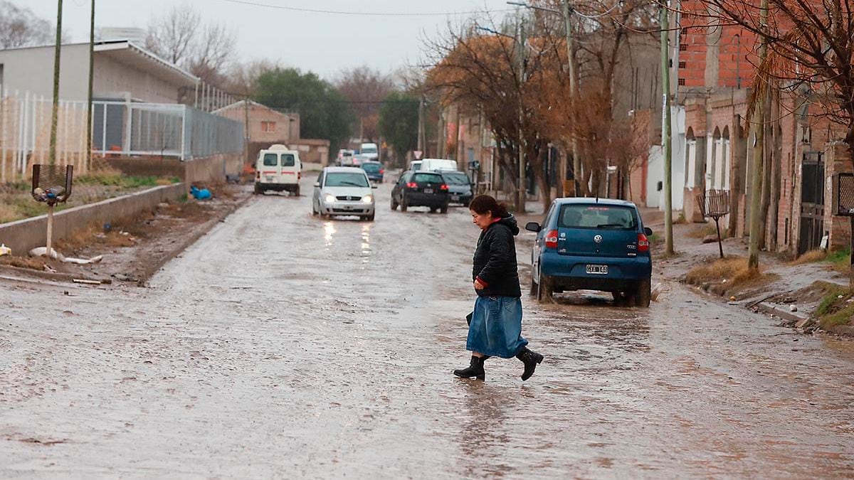 Neuquén, en alerta bajo el sol del zonda: cómo armar el plan familiar antes de que vuelva el agua