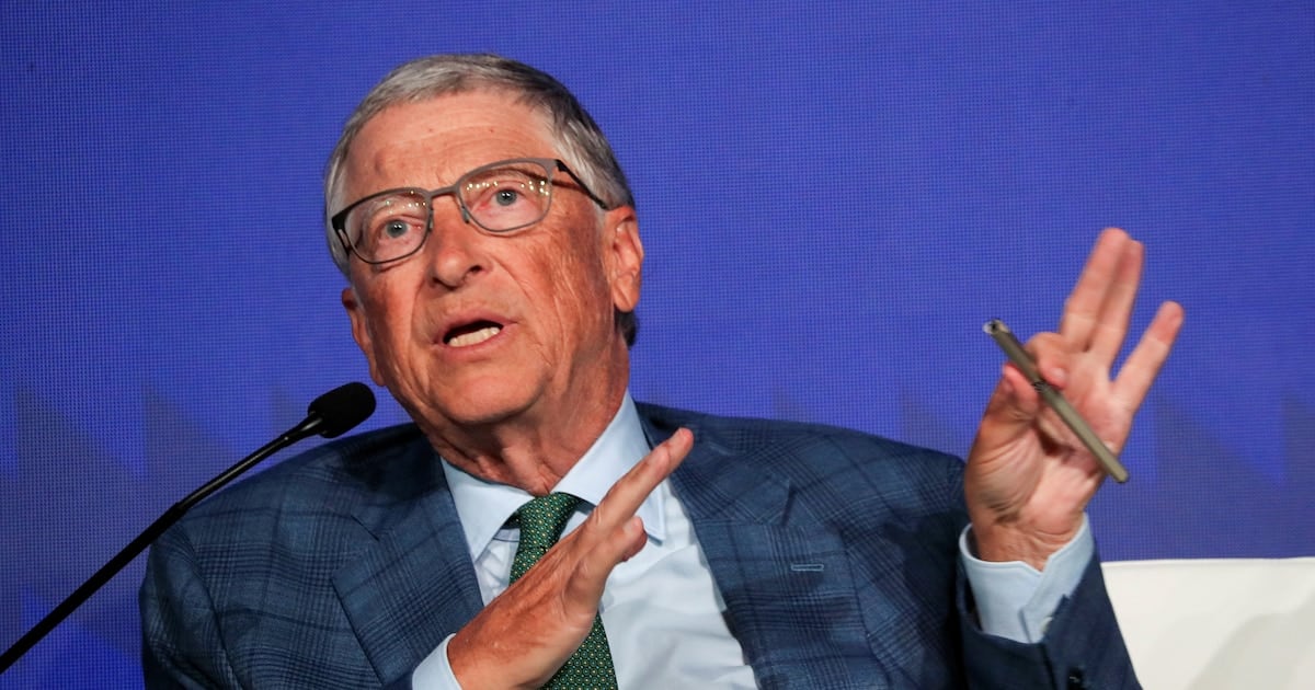 La inteligencia artificial necesita que alguien le ponga límites, según Bill Gates, y no parece que vayamos a hacerlo